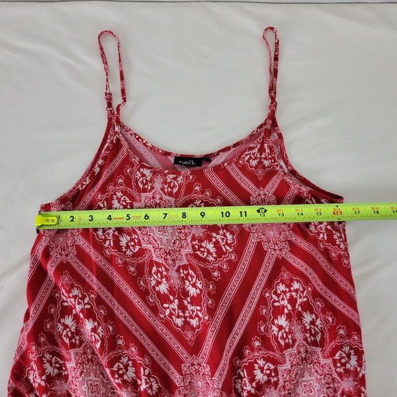 Rue 21 Womens Blouse Large Top Red Crochet Hem Sleeveless Spaghetti Strap Shirt - Picture 4 of 8